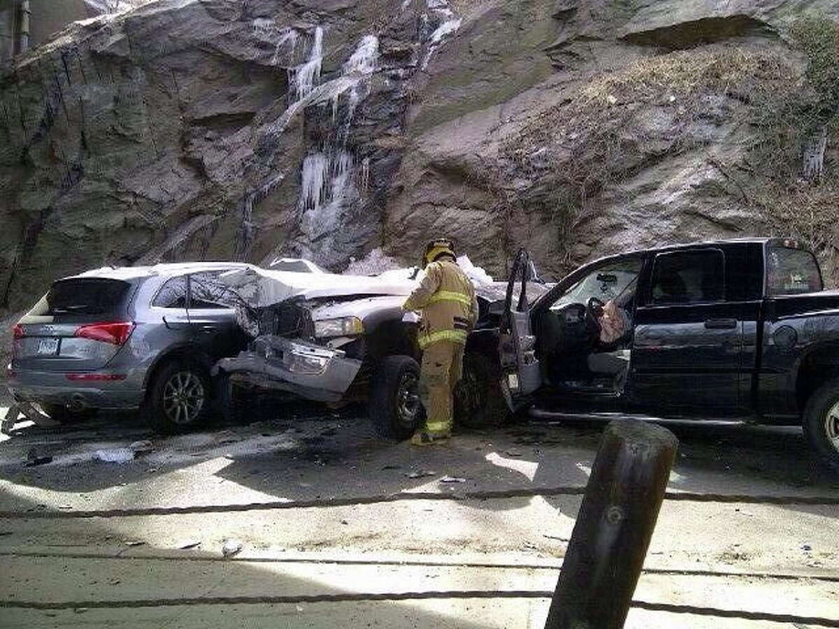 Seymour police 5 injured in crash out of hospital