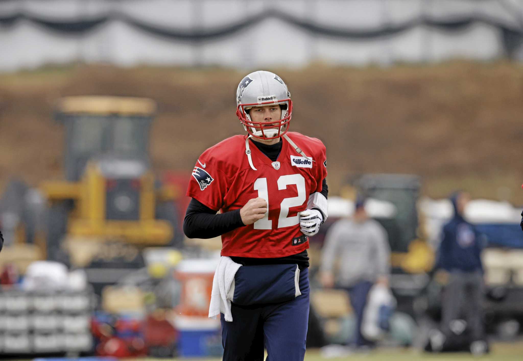 Tom Brady back at Patriots practice after missing Wednesday