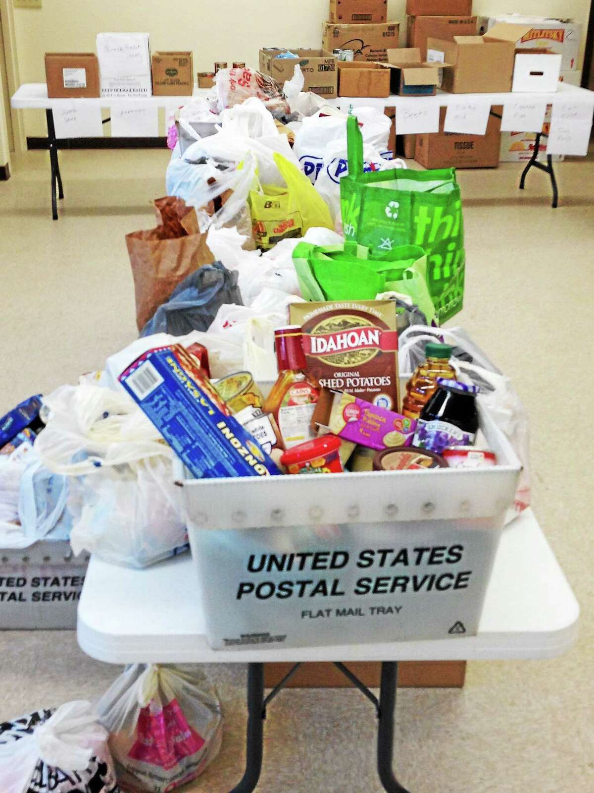 COMMUNITY A7 ¬ National Association of Letter Carriers Food Drive.