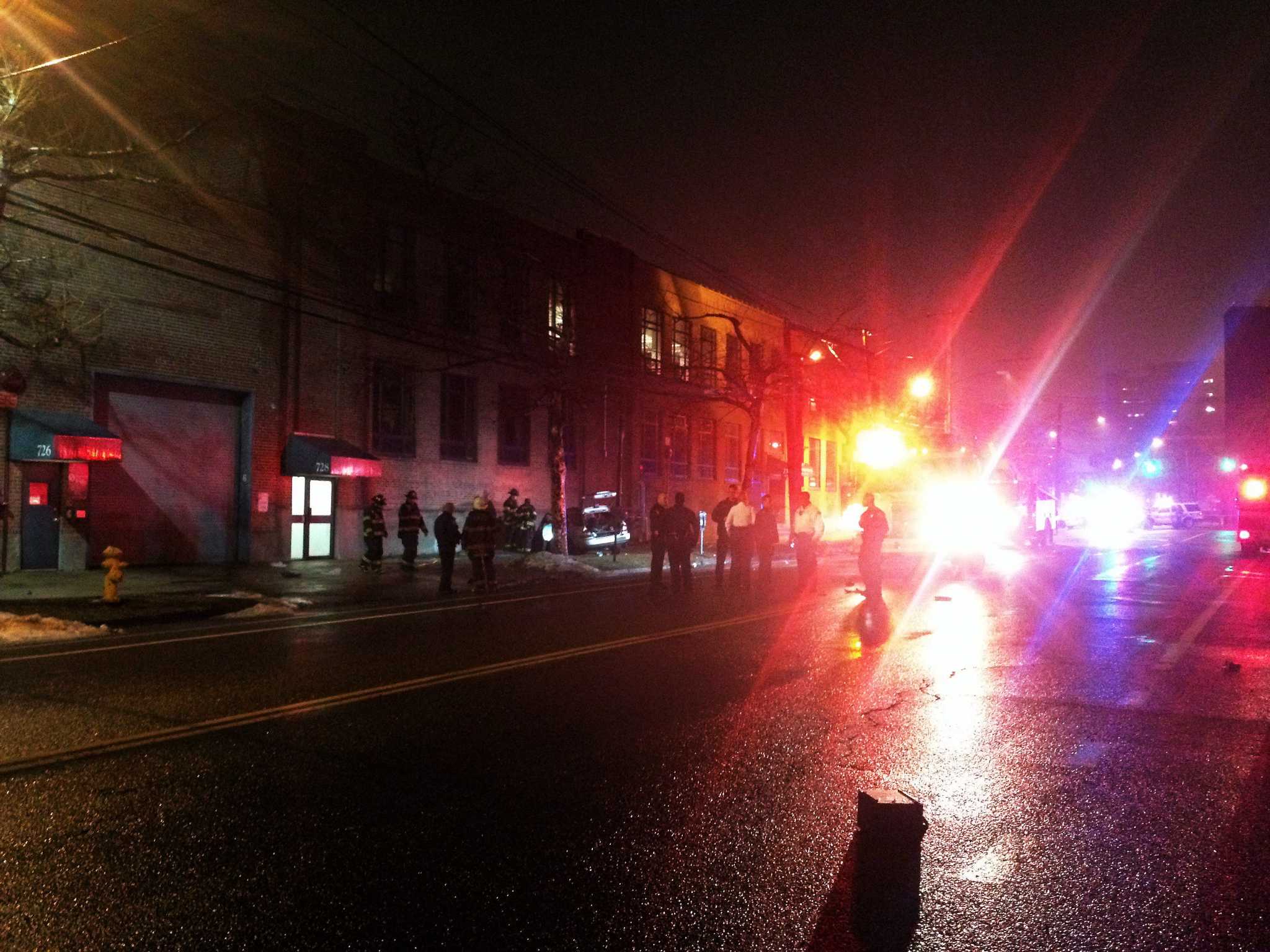 New Haven police identify 2 killed, 1 injured in Howard Avenue crash