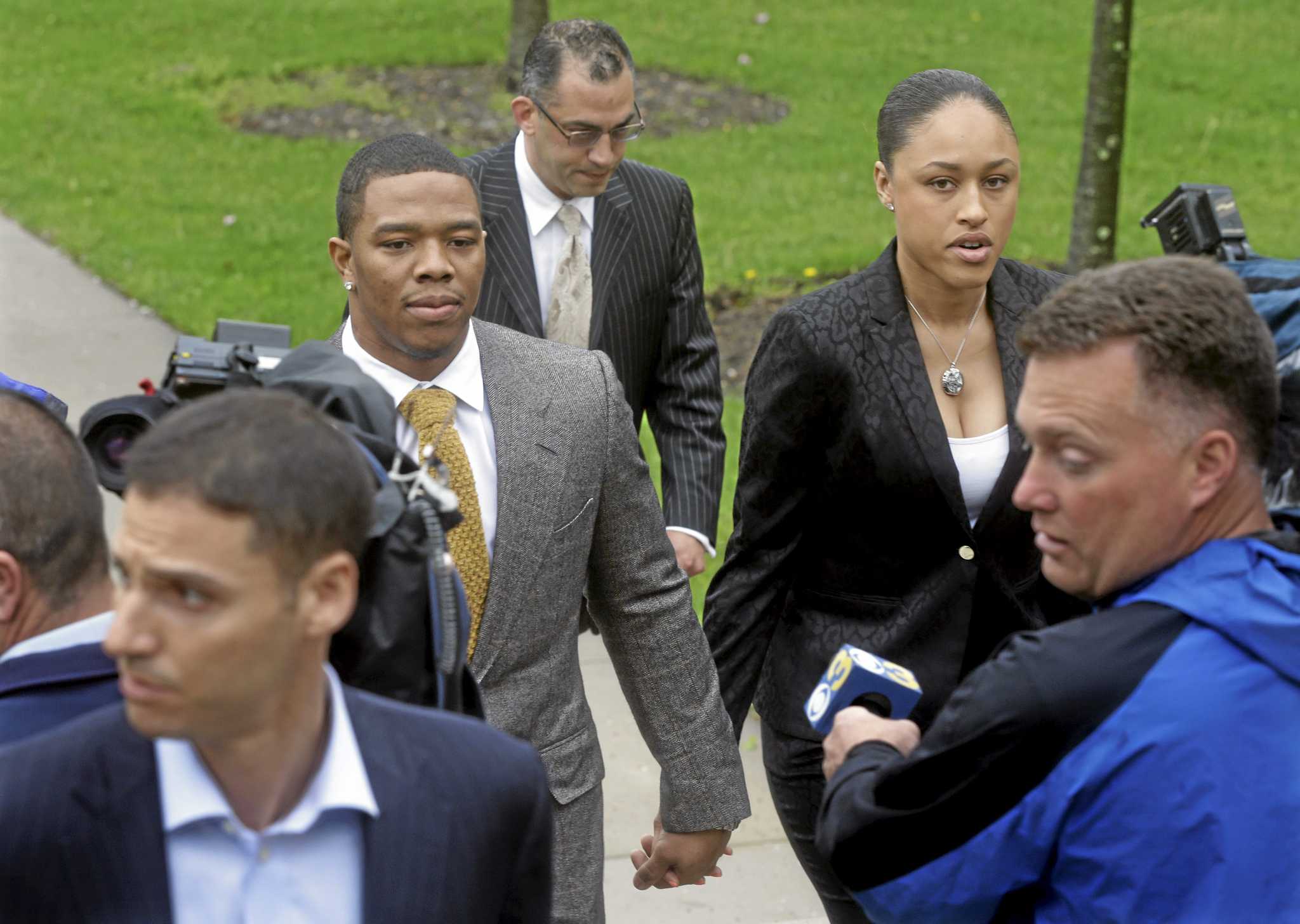 Lawyer: Ravens RB Ray Rice ‘ashamed’ and ‘sorry’ about assault case