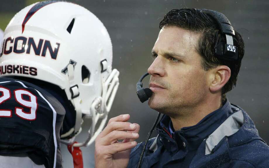 List Of First 20 Uconn Football Commits For 2015 New Haven Register