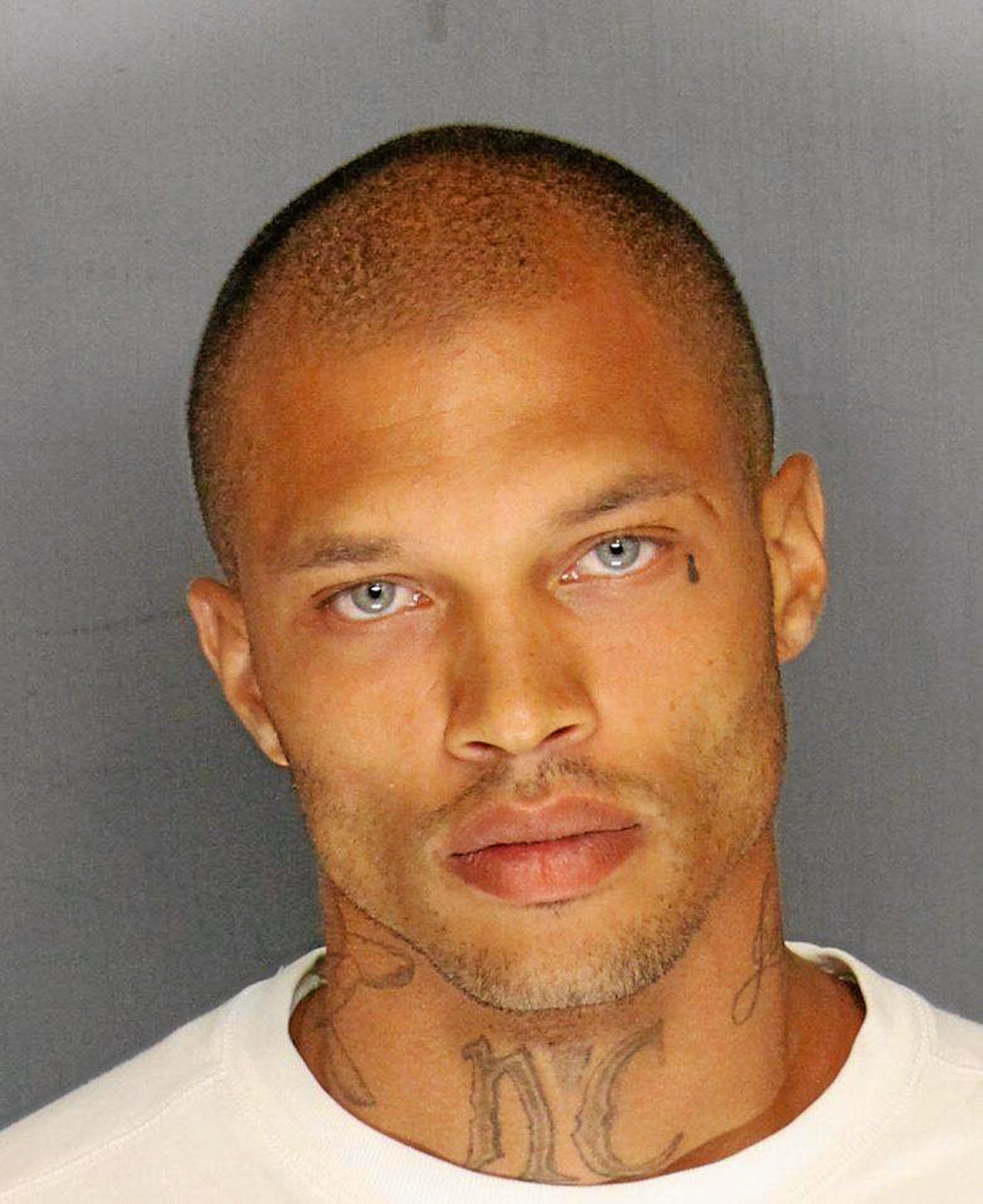 California arrestee’s 'handsome' mug shot goes viral.