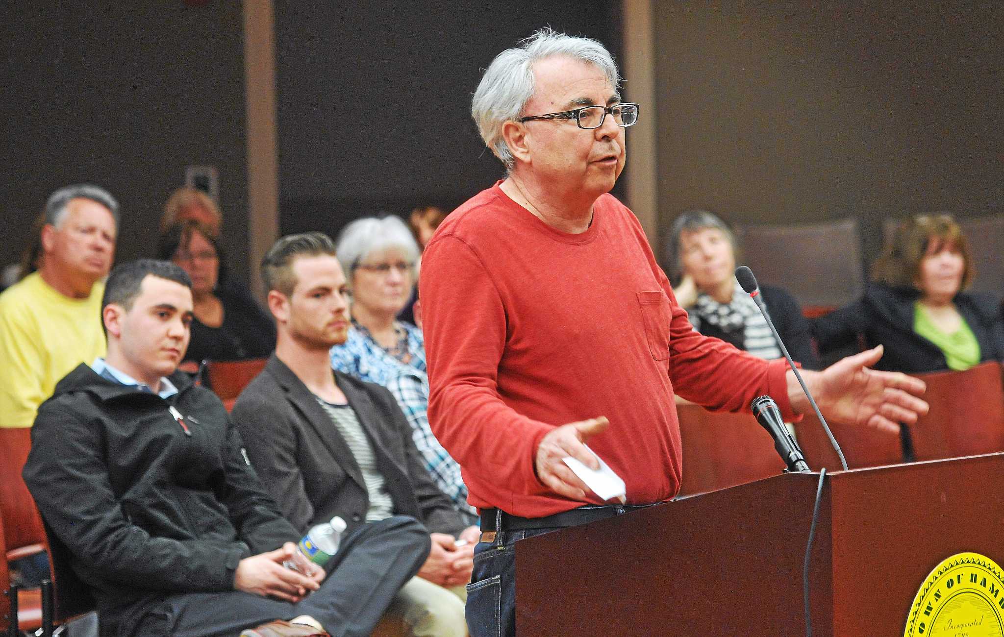 Hamden PZC puts 1year moratorium on new permits for offcampus housing