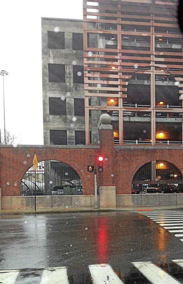 parking at new haven train station