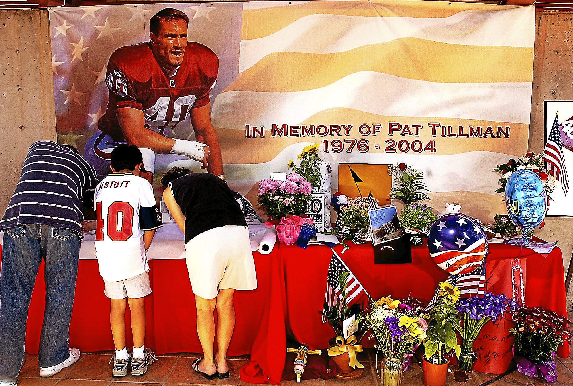 4/19 Arizona Cardinals news: ESPN looks at Pat Tillman's death 10