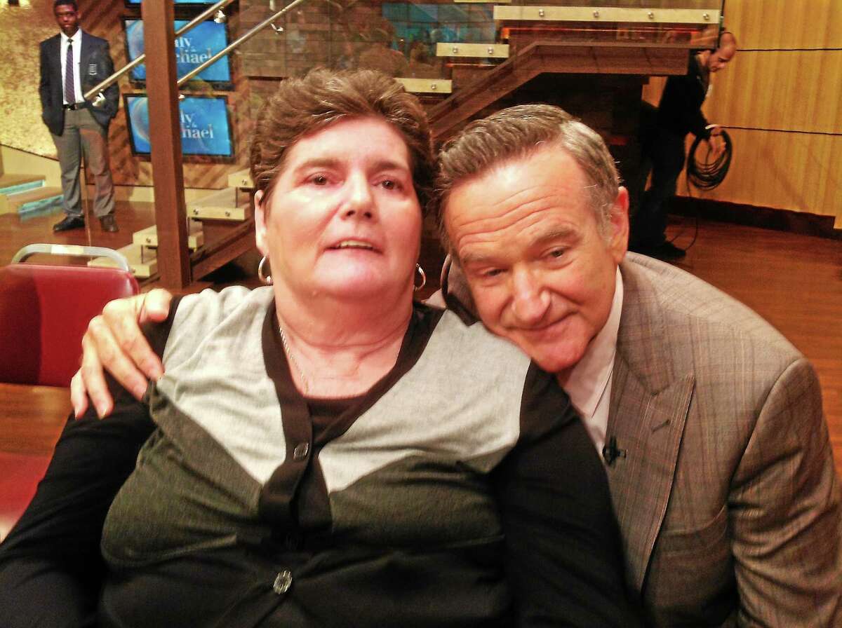 Nancy Nicholoson, left, with Robin Williams at the “LIVE Kelly and Michael” show in New York.