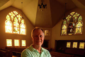 Pastor hopes renovation of 106-year-old church sparks downtown...