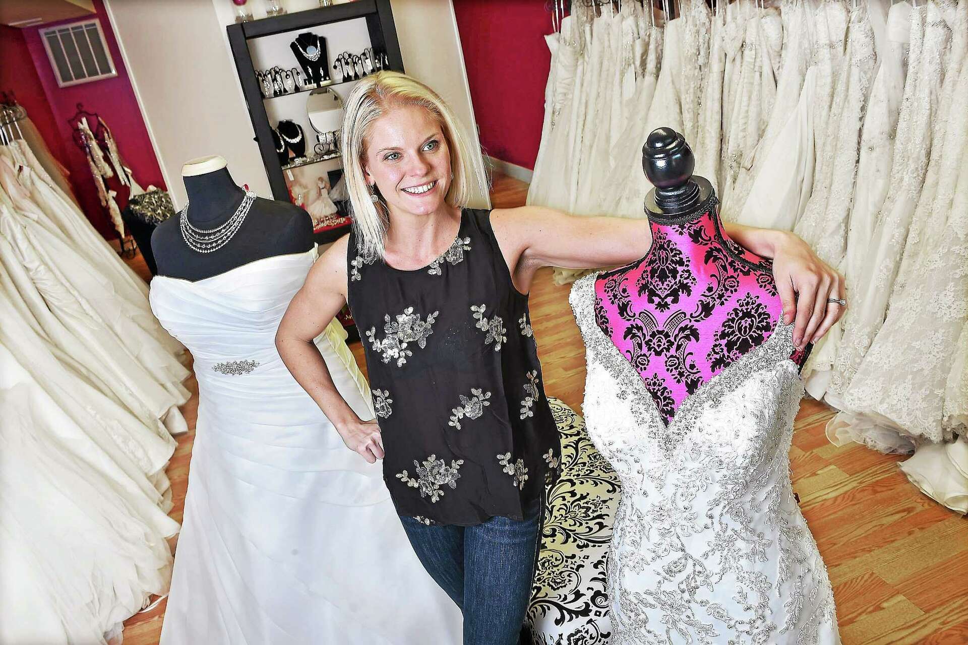 Wedding shops cheshire outlet