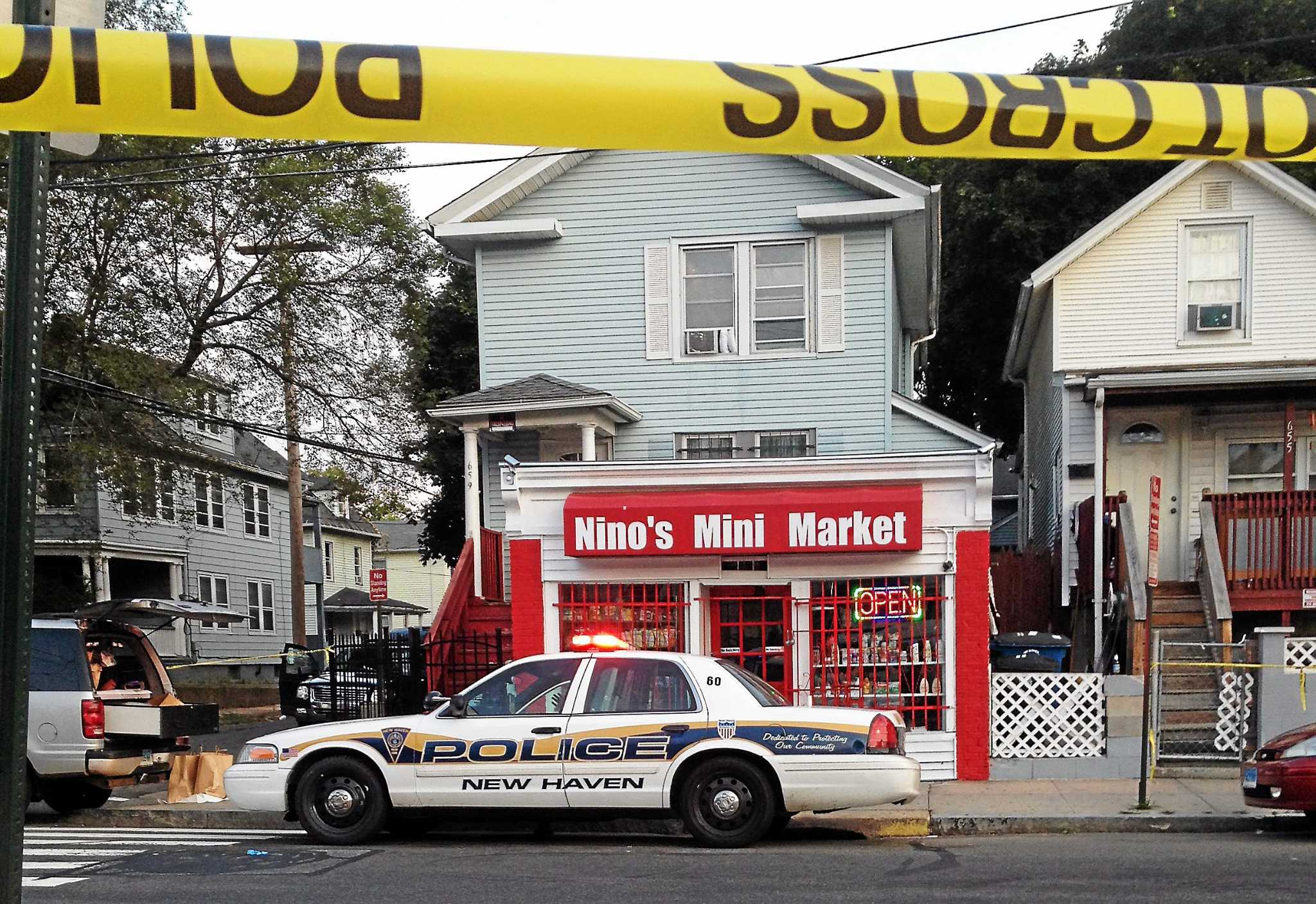Police: Store clerk shoots, kills alleged armed robber in New Haven