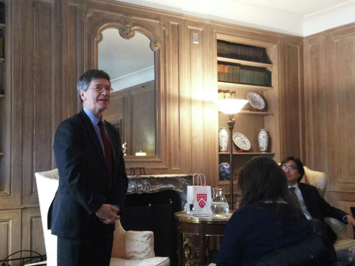 Jeffrey Sachs spoke at a ìMasterís Teaî in Berkeley College at Yale