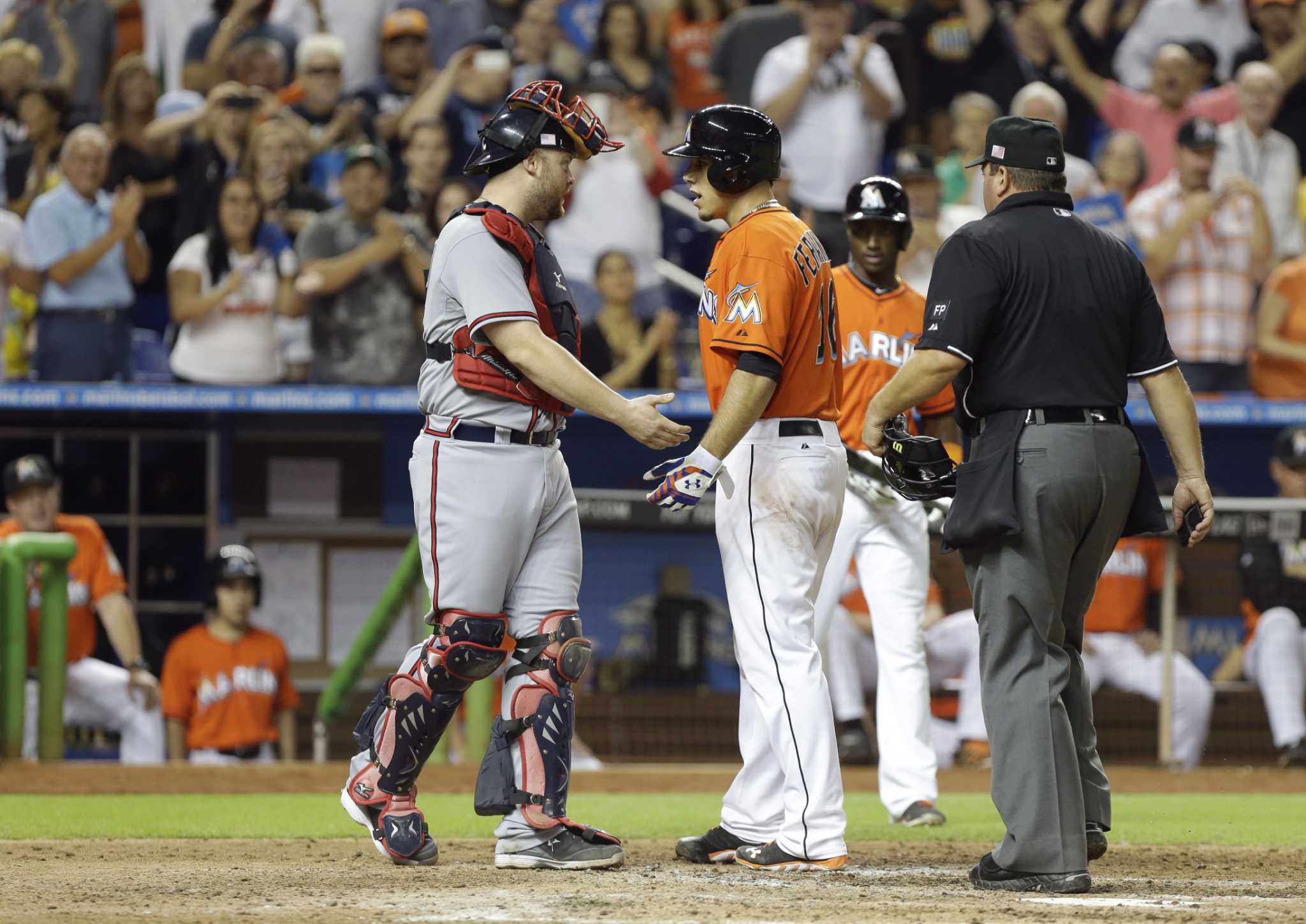 Report: Ex-Braves catcher Brian McCann headed back to Atlanta for