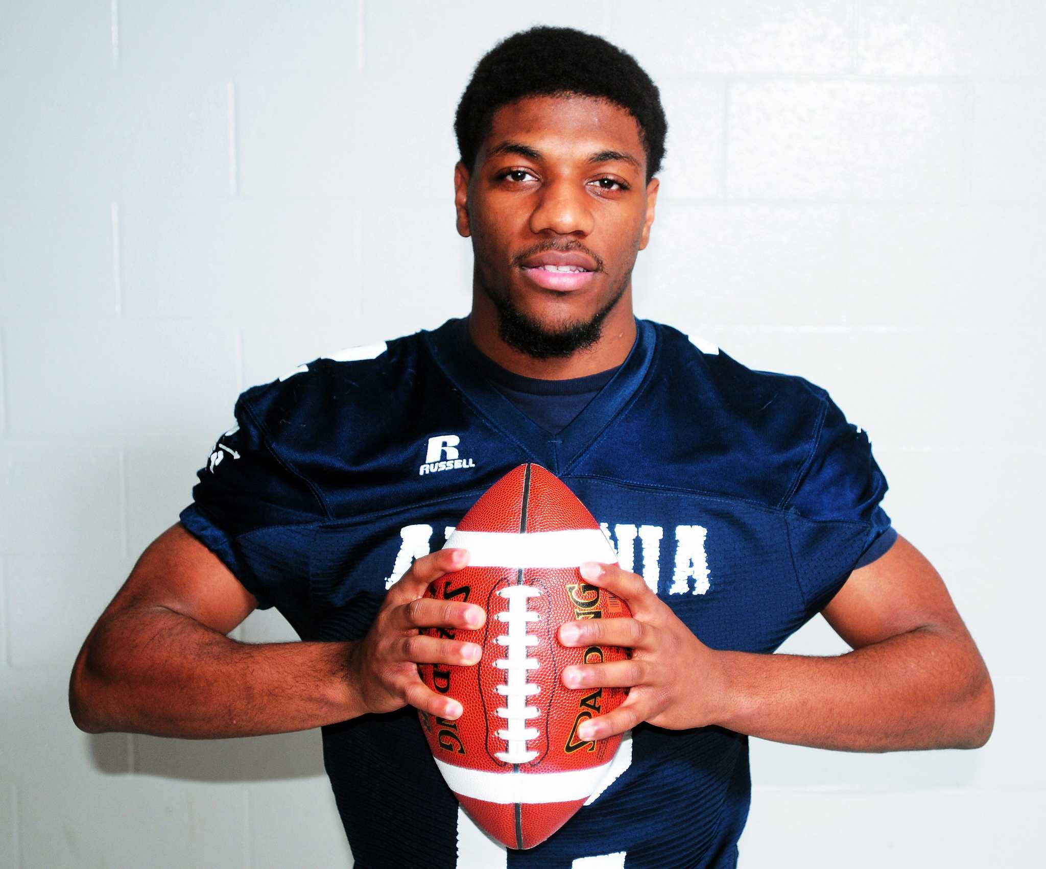 UConn football gets all 14 recruits they expected on signing day