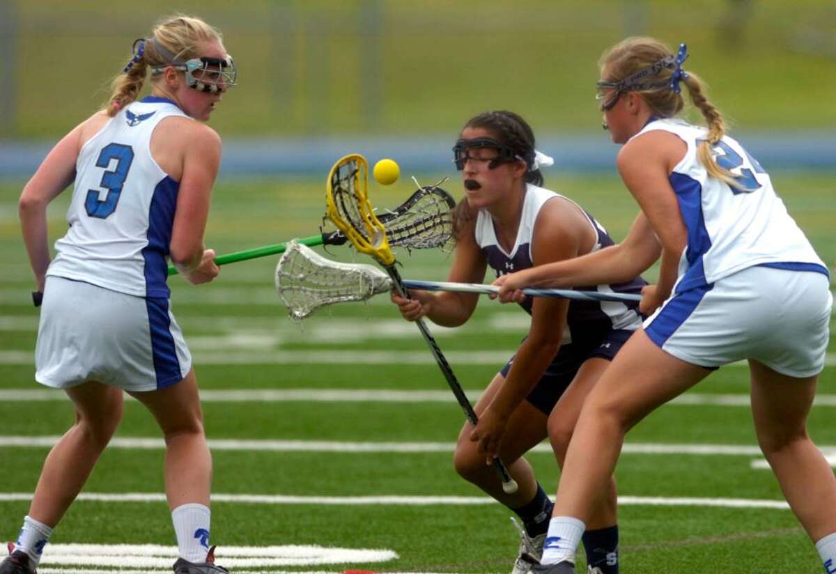 Larson leads Fairfield Ludlowe to first girls lacrosse title