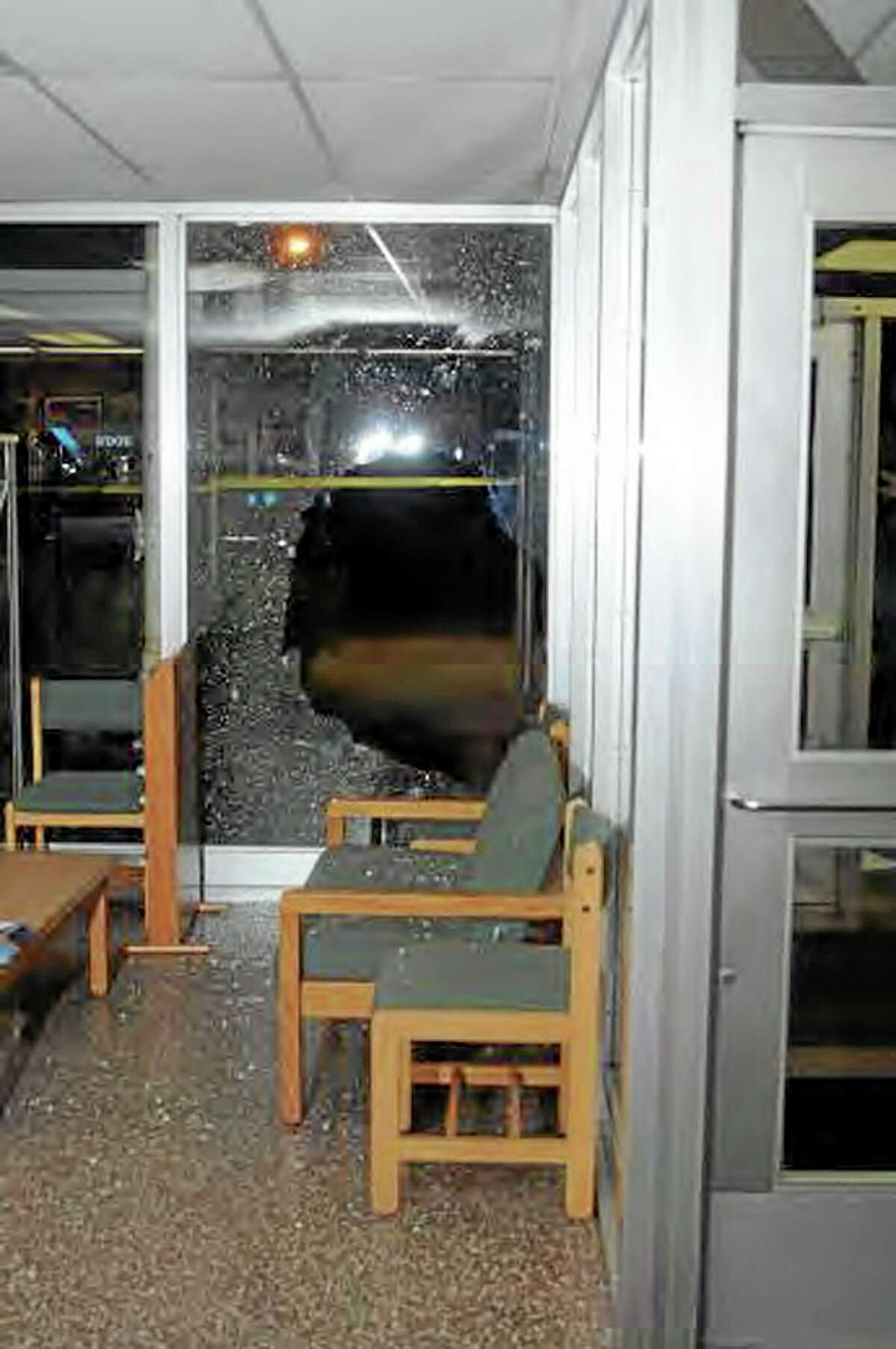 Sandy Hook Crime Scene Pics - 9z52z0q