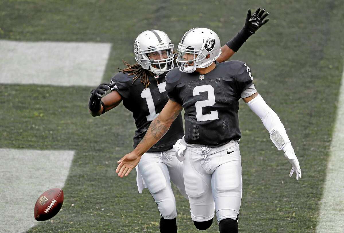 Raiders score 3 late TDs to beat Steelers – East Bay Times