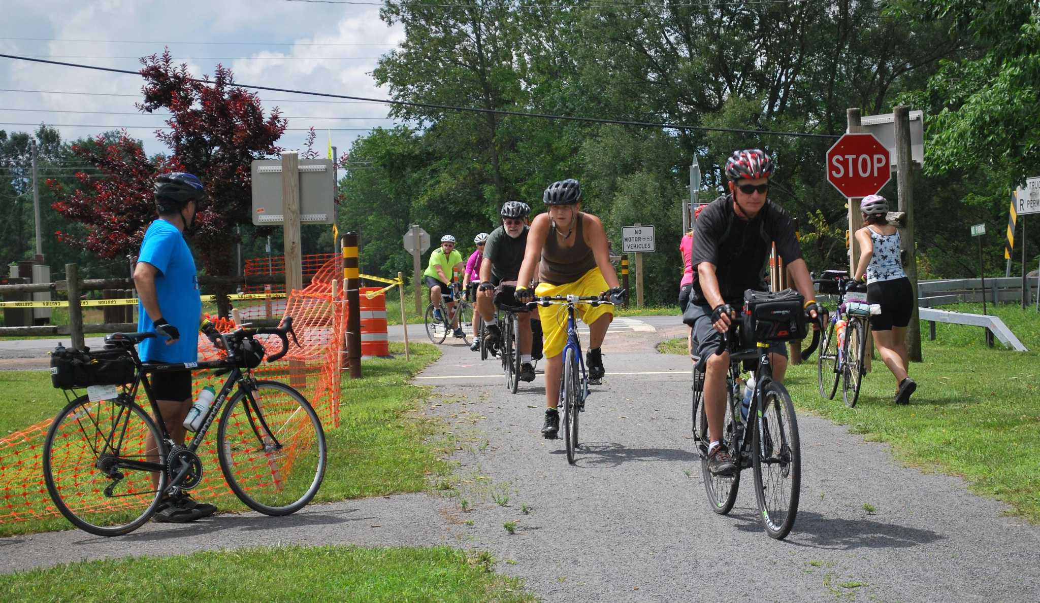 Cycling the Erie Canal riders stop in Verona, Rome