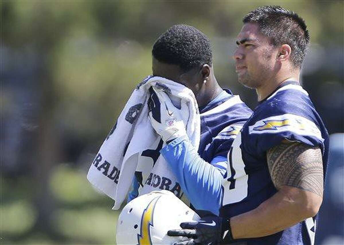 NFL: Manti Te'o off-limits to media but not Maxim party