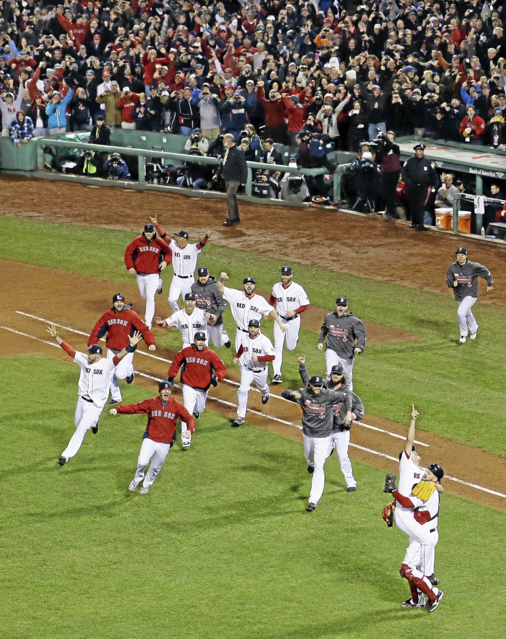Koji Uehara & David Ross celebrate winning Game 6 of the 2013 World Series