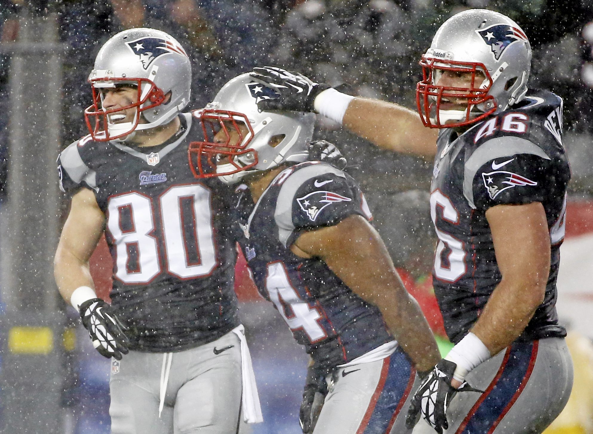 Patriots: Running backs follow James Develin's lead