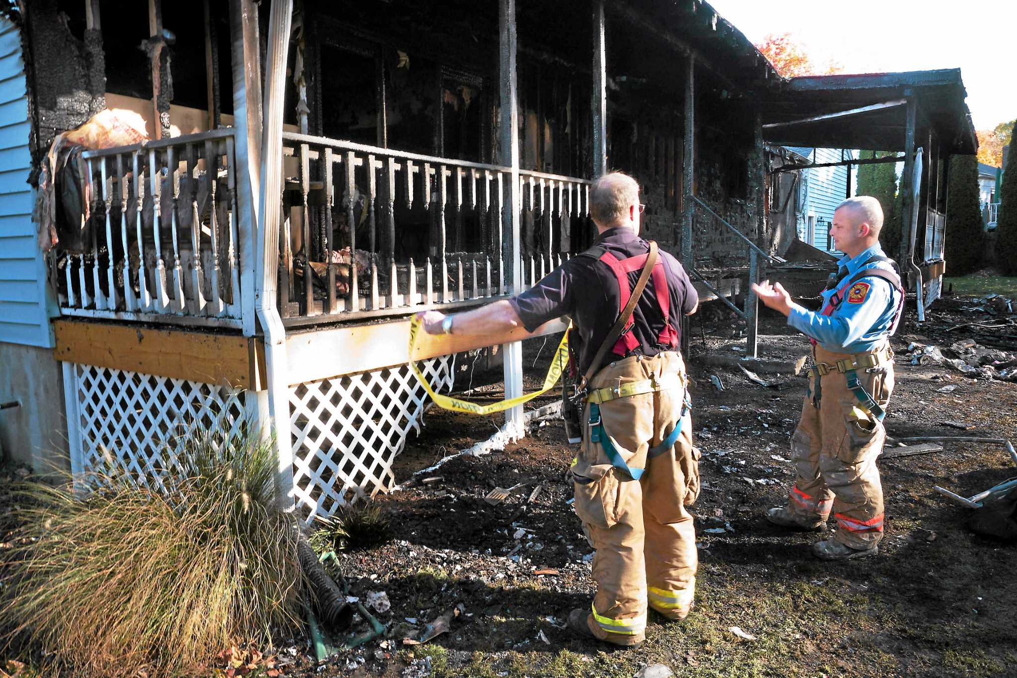 3 escape house fire in Milford
