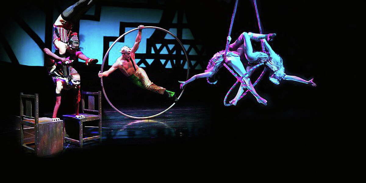 Cirque Celebration entertains at Mohegan Sun on New Year’s Eve.