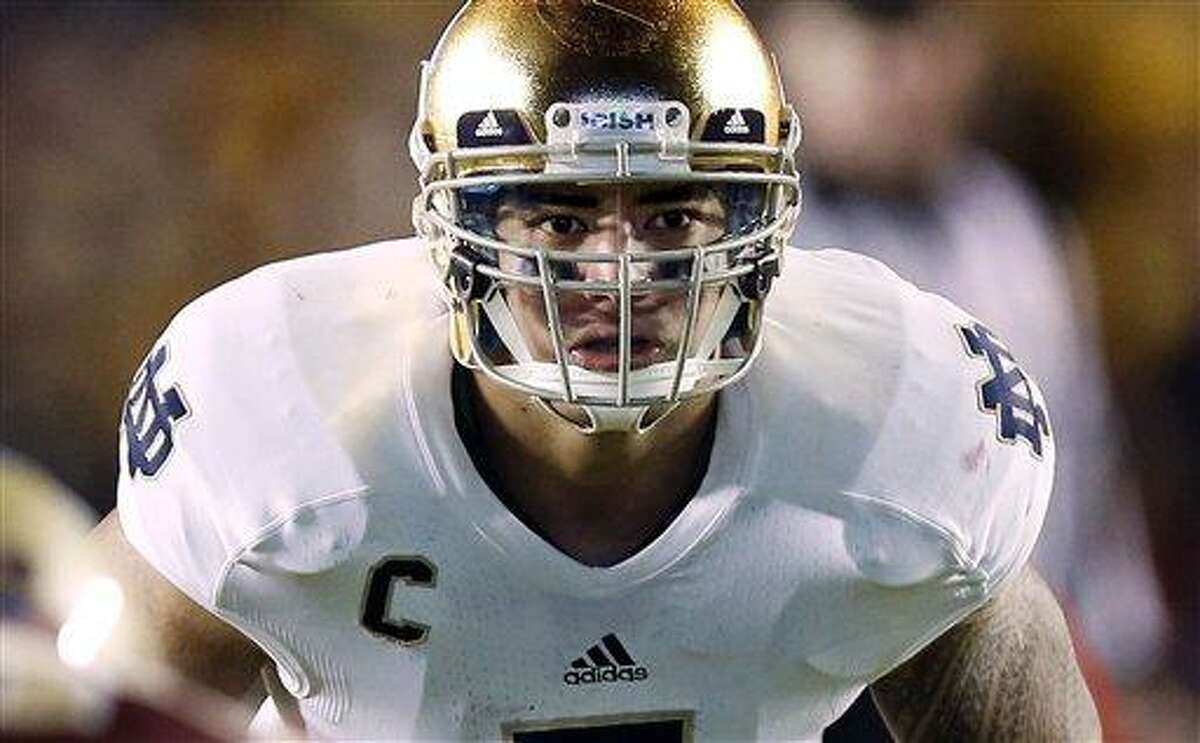 COLLEGE FOOTBALL: Notre Dame LB Manti Te'o named Walter Camp Player of the  Year