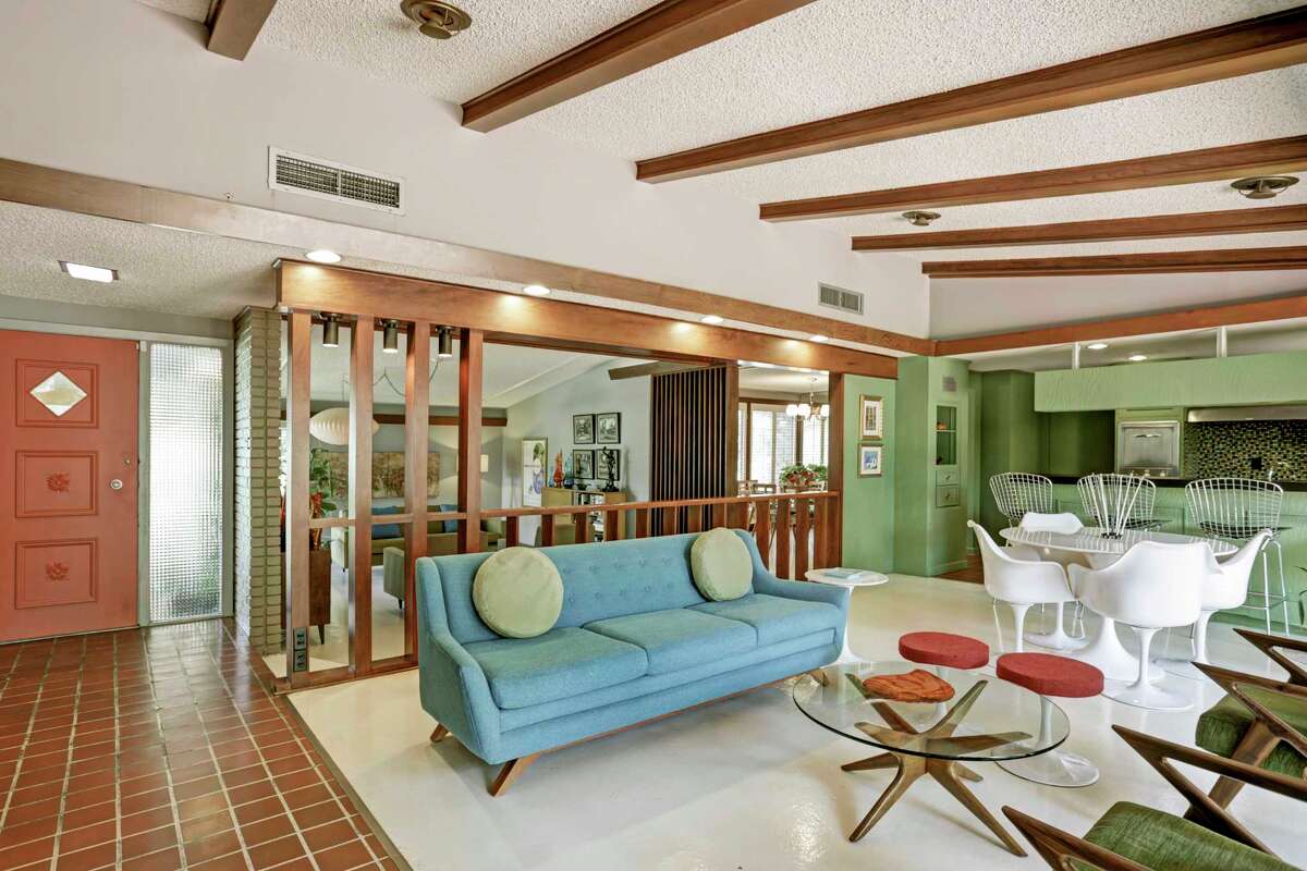 Glenbrook Valley 'time capsule' comes with historic martini bar