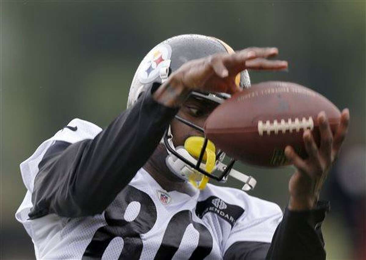 Steelers' Burress out indefinitely with injury