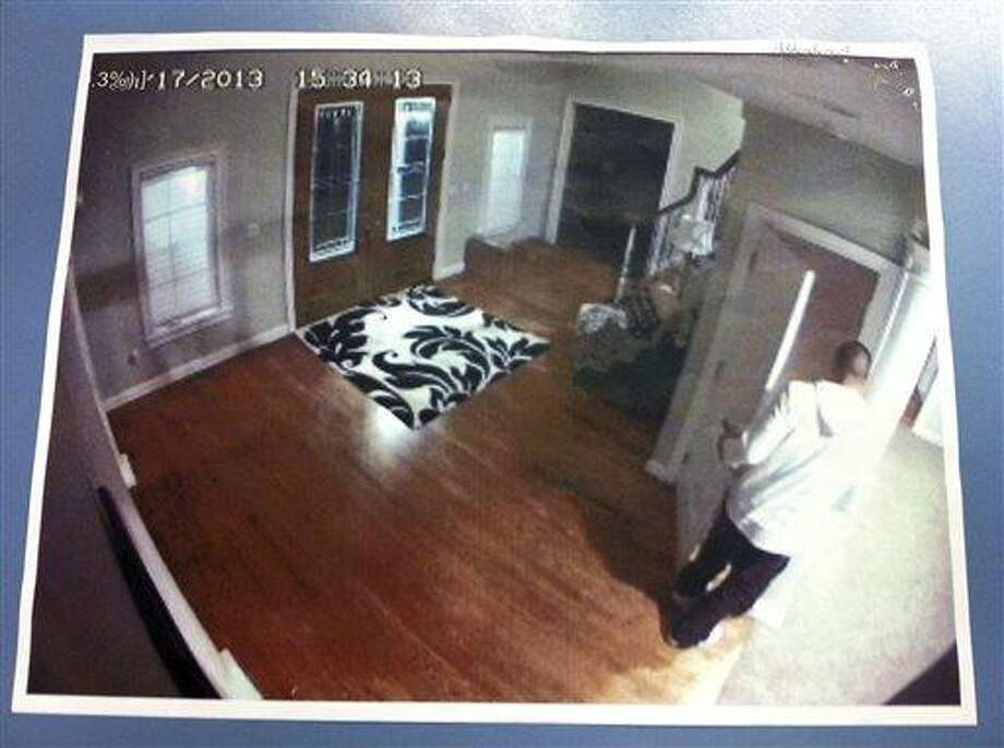 Aaron Hernandez Massachusetts Prosecutors Give Video To Defense