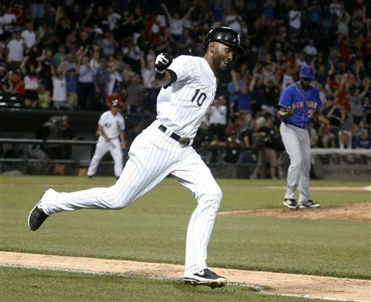 Mets Sign Reliever LaTroy Hawkins - The New York Times