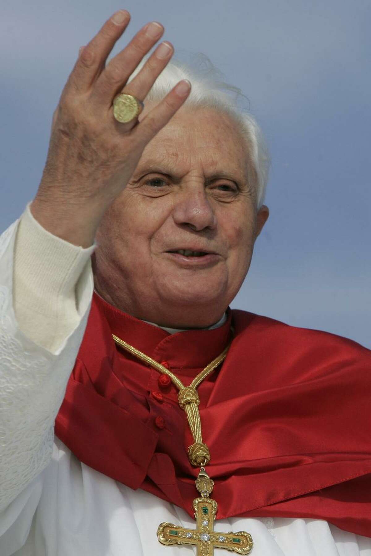 Pope Benedict XVI greets the faithful aboard a harbor cruise, in Sydney, Australia, Thursday, July 17, 2008. (AP Photo/Gregorio Borgia)