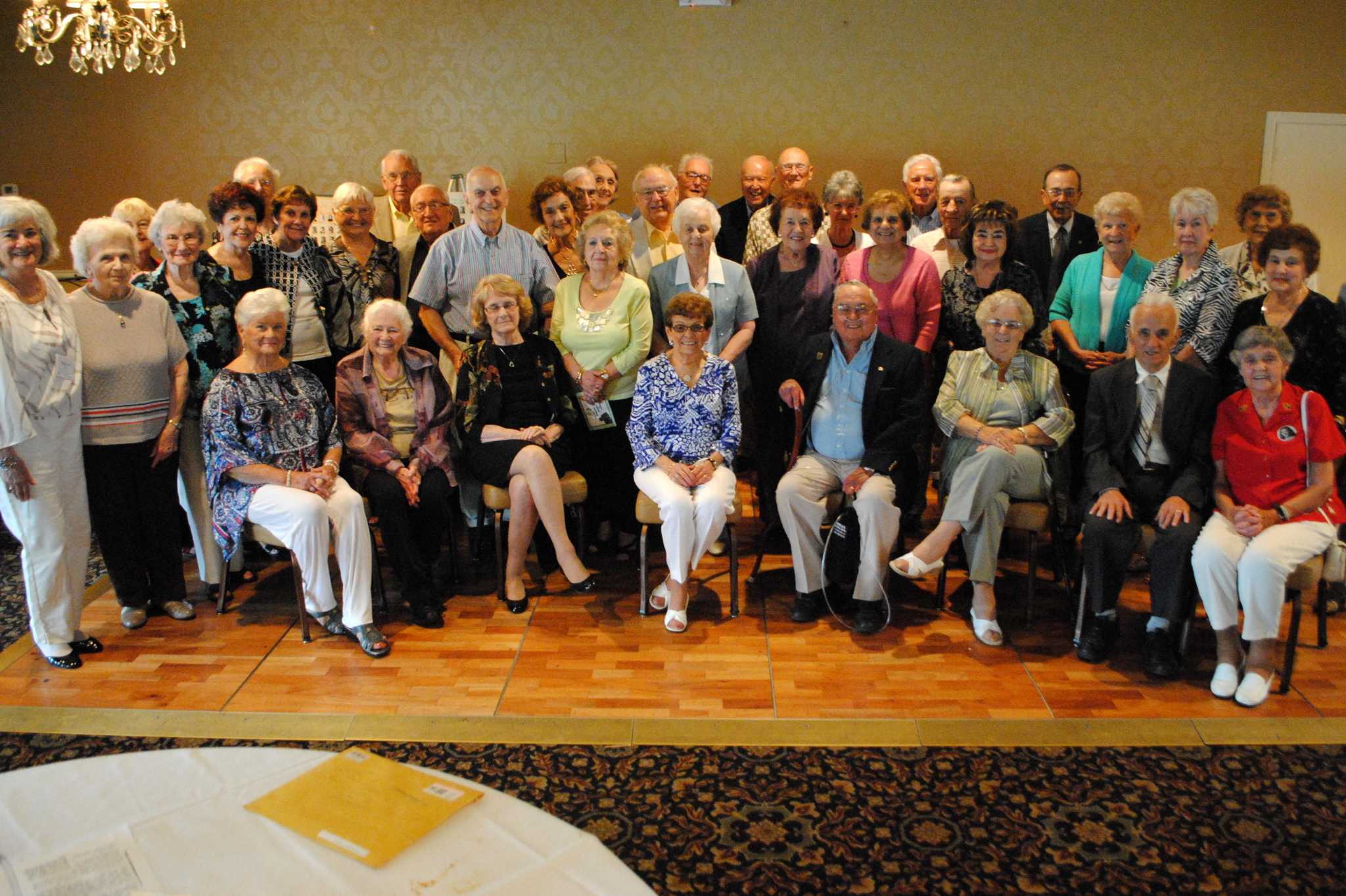 Torrington High School class of 1948 reunites, gives some advice to ...