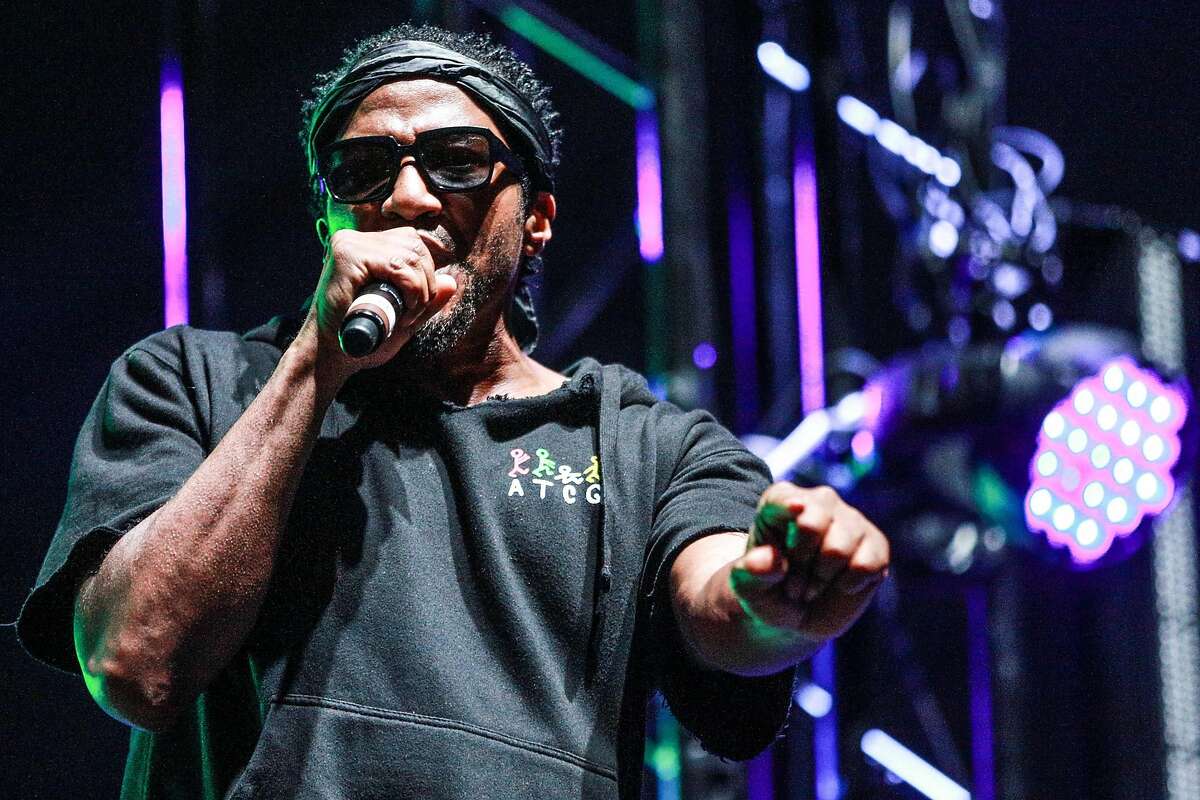 LOS ANGELES, CA - JULY 22: Q-Tip of A Tribe Called Quest performs onstage during day 2 of FYF Fest 2017 at Exposition Park on July 22, 2017 in Los Angeles, California. (Photo by Rich Fury/Getty Images for FYF)