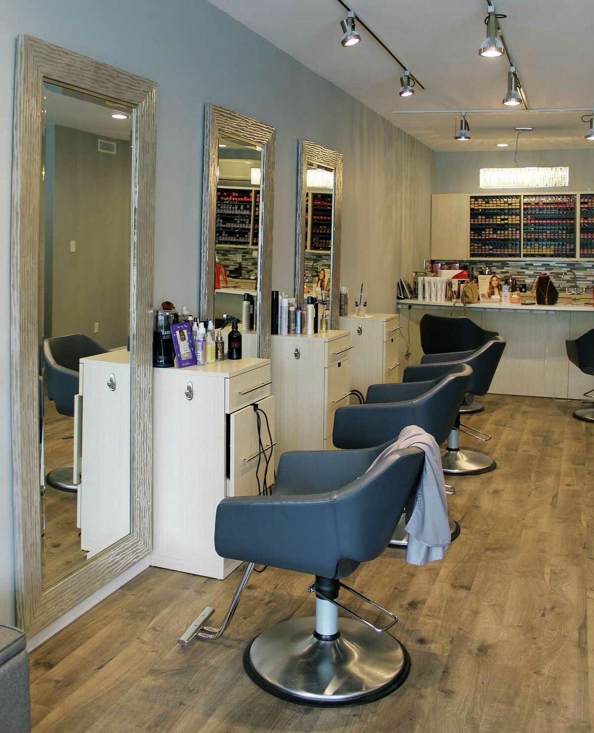 Get to know… Emina Pelinkovic, Owner and stylist of Color Lounge on