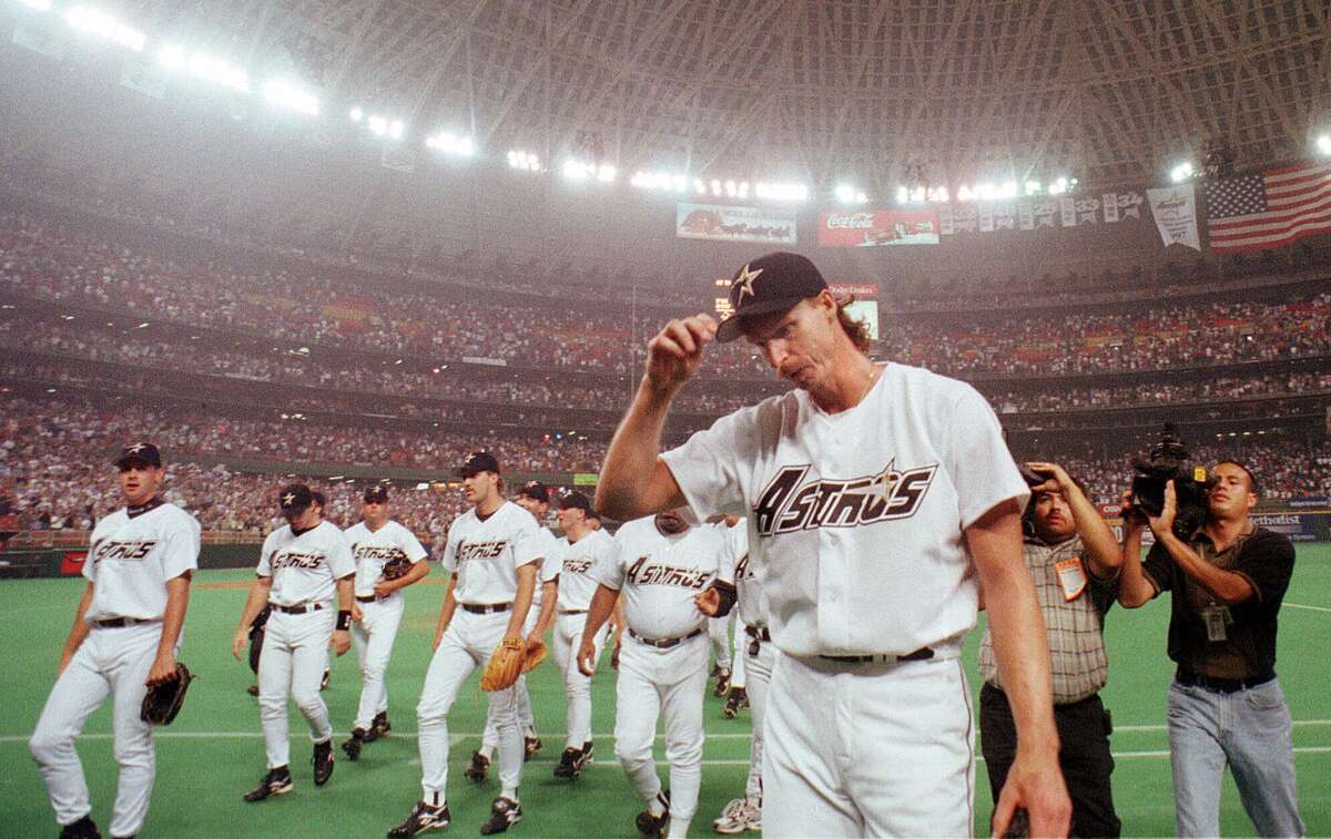 Houston Astros: Team needs to be wary the fate of 1998