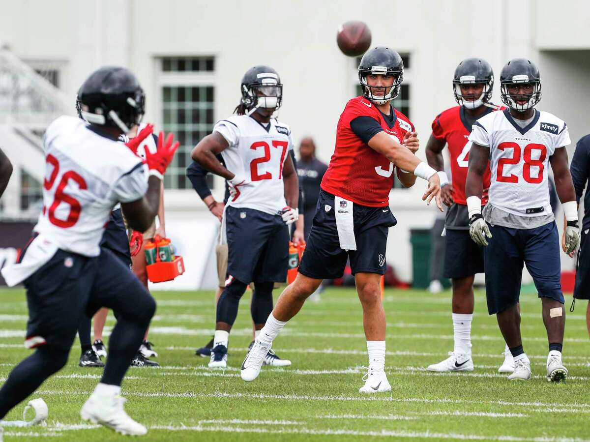 For the first time, Tom Savage, center, opens a Texans training camp as the starting quarterback.﻿