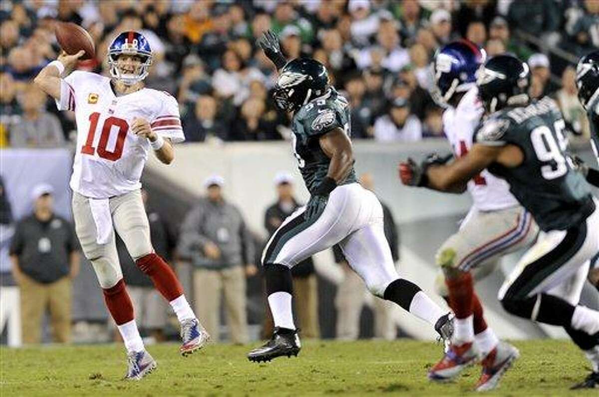 GIANTS: Lawrence Tynes misses twice in closing seconds in loss to Eagles