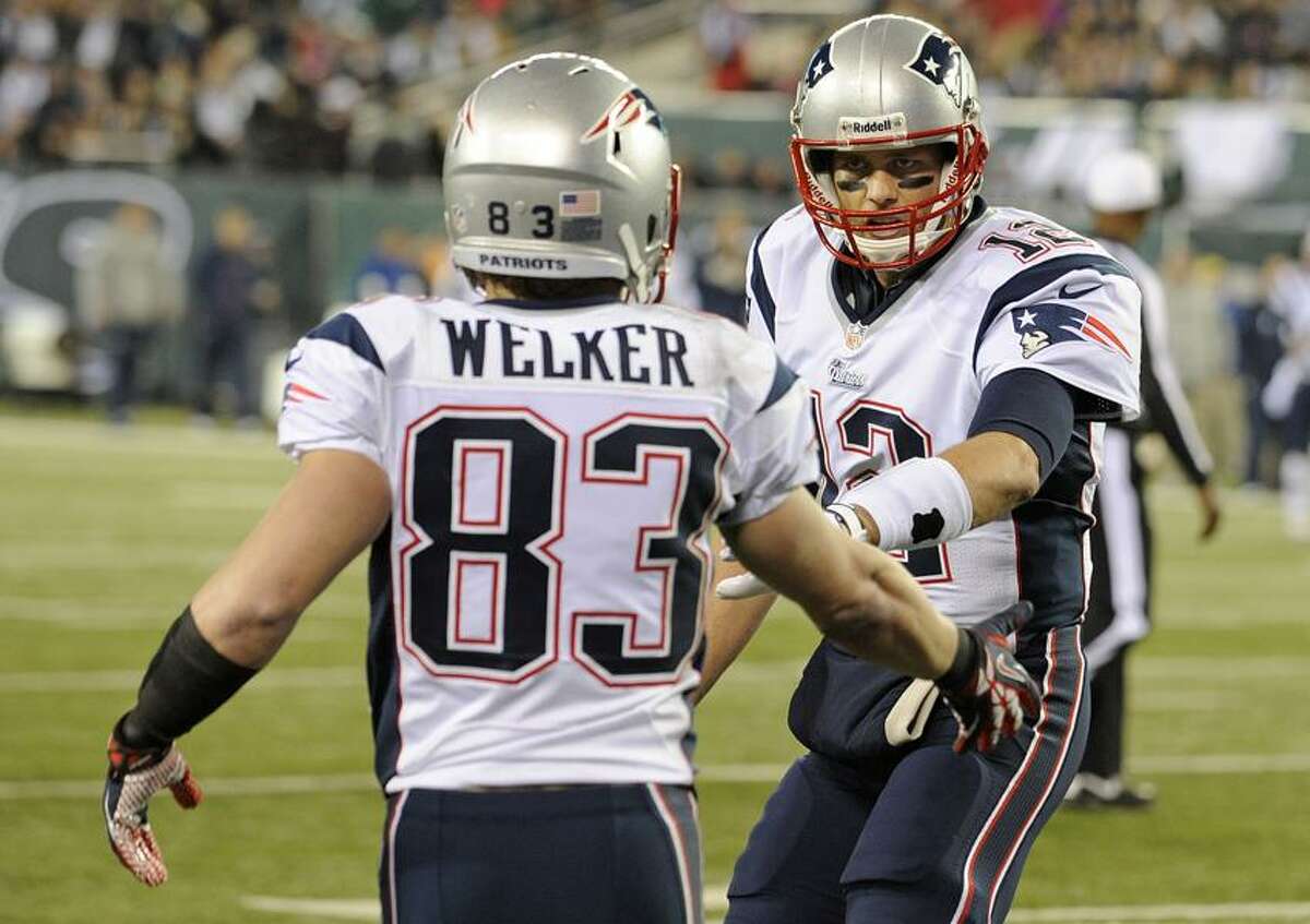 NFL: Tom Brady, Patriots gobble up Jets