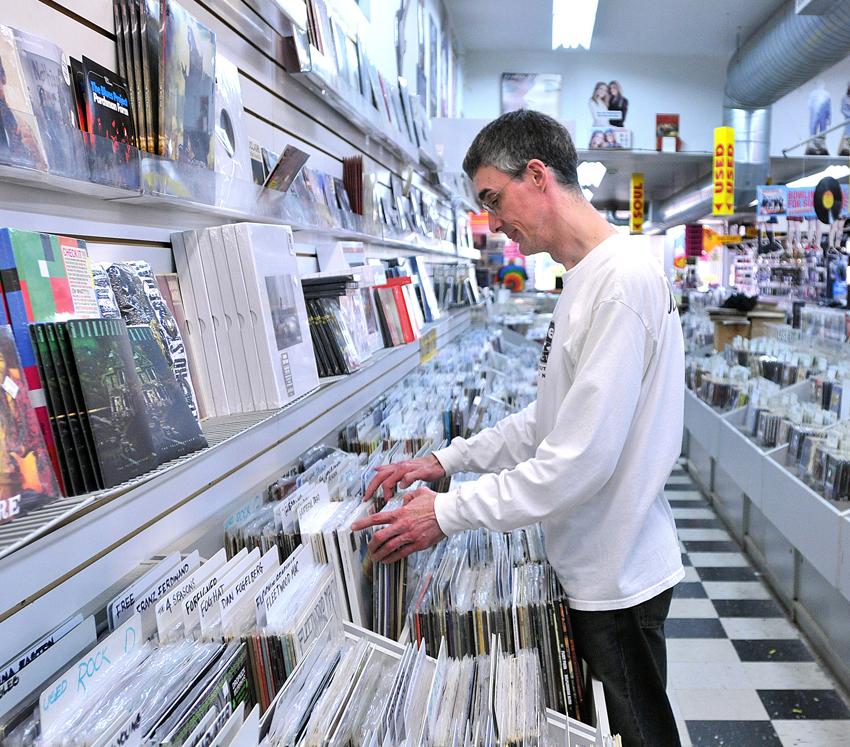 Cutler's record store in New Haven closing after 64 years in business