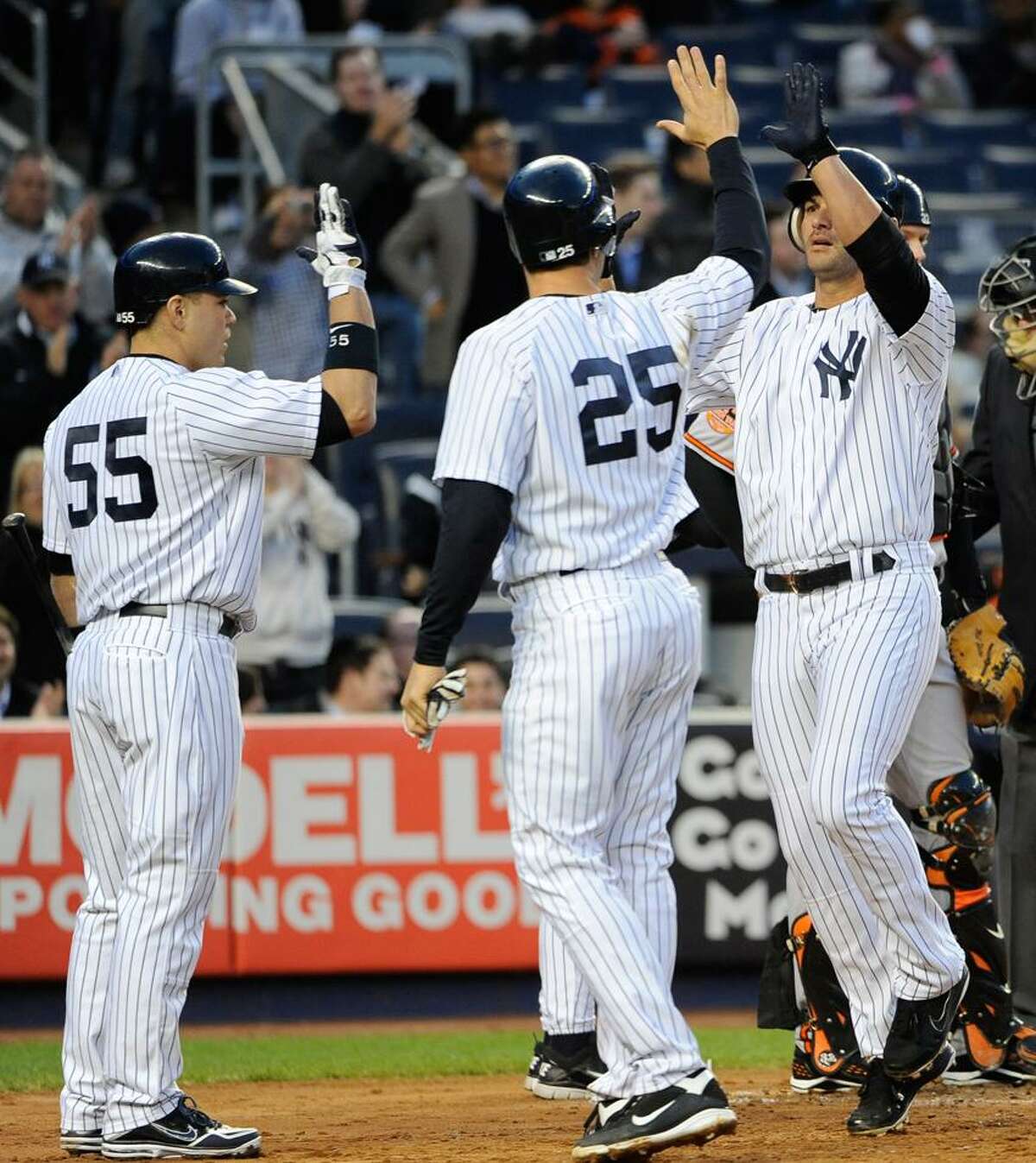 Los Angeles Dodgers' Russell Martin, left, and New York Yankees