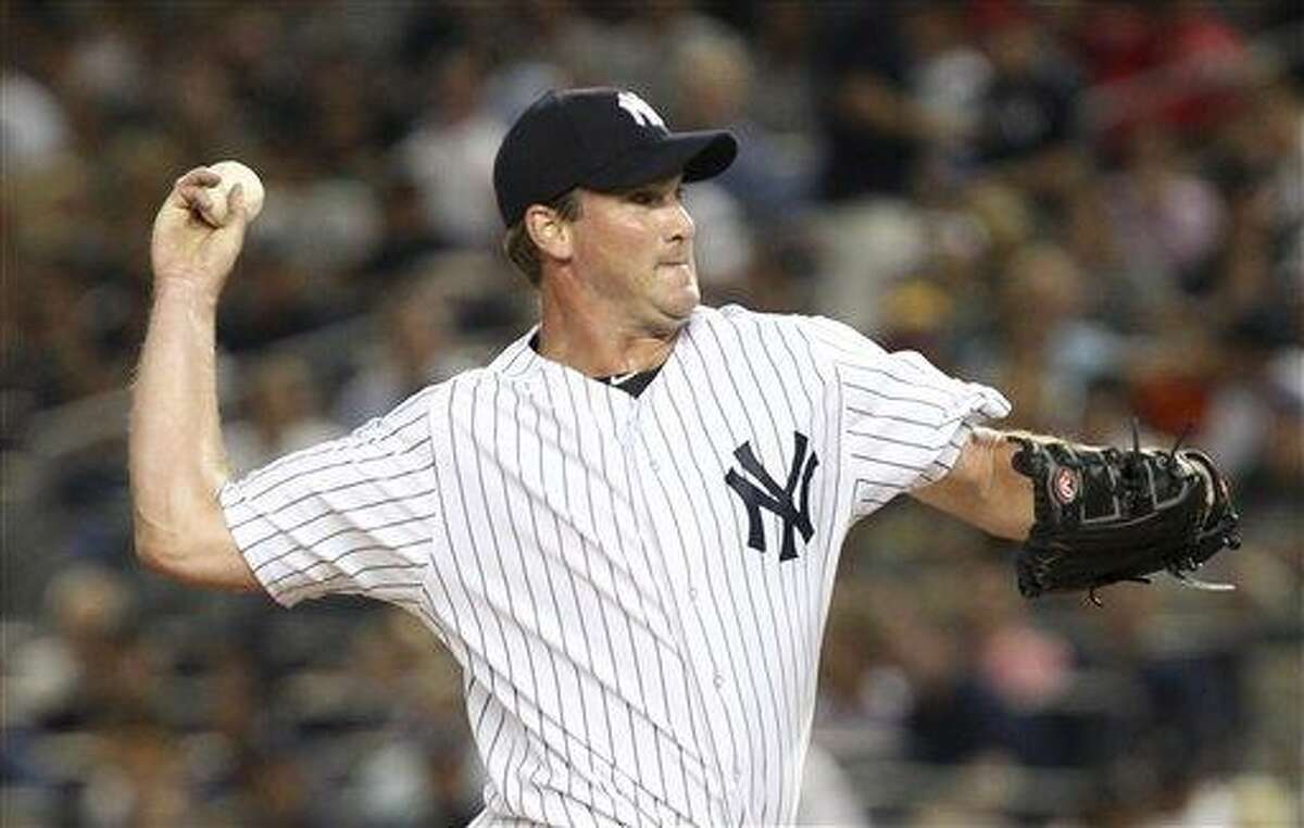 Nick Swisher hits grand slam, Derek Lowe gets save in Yankees' 8-2