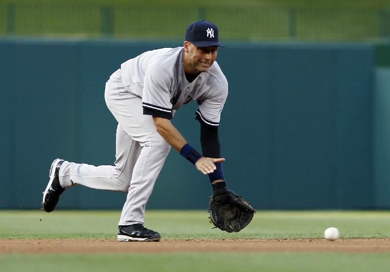 Granderson and Jeter help Yankees beat Nationals