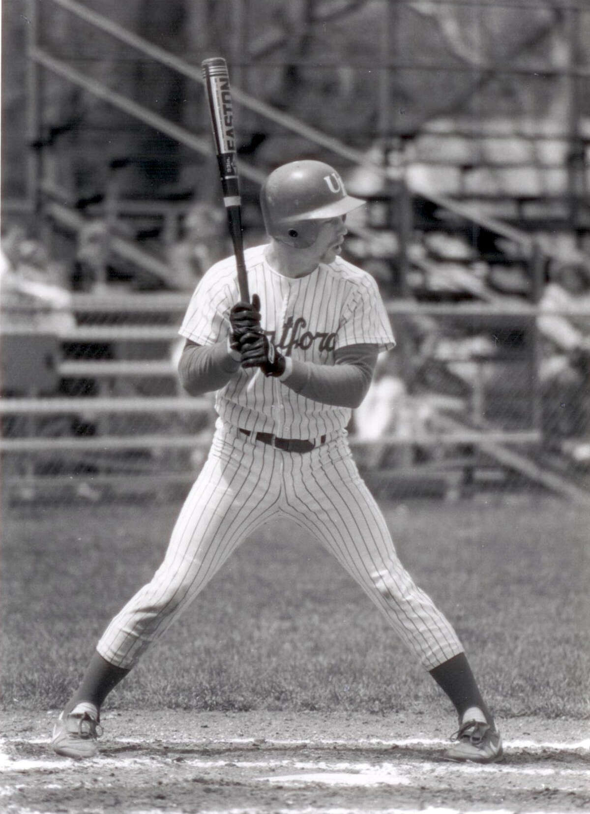 Former Hartford Star Jeff Bagwell's Number 5 Retired by Houston Astros -  America East Conference