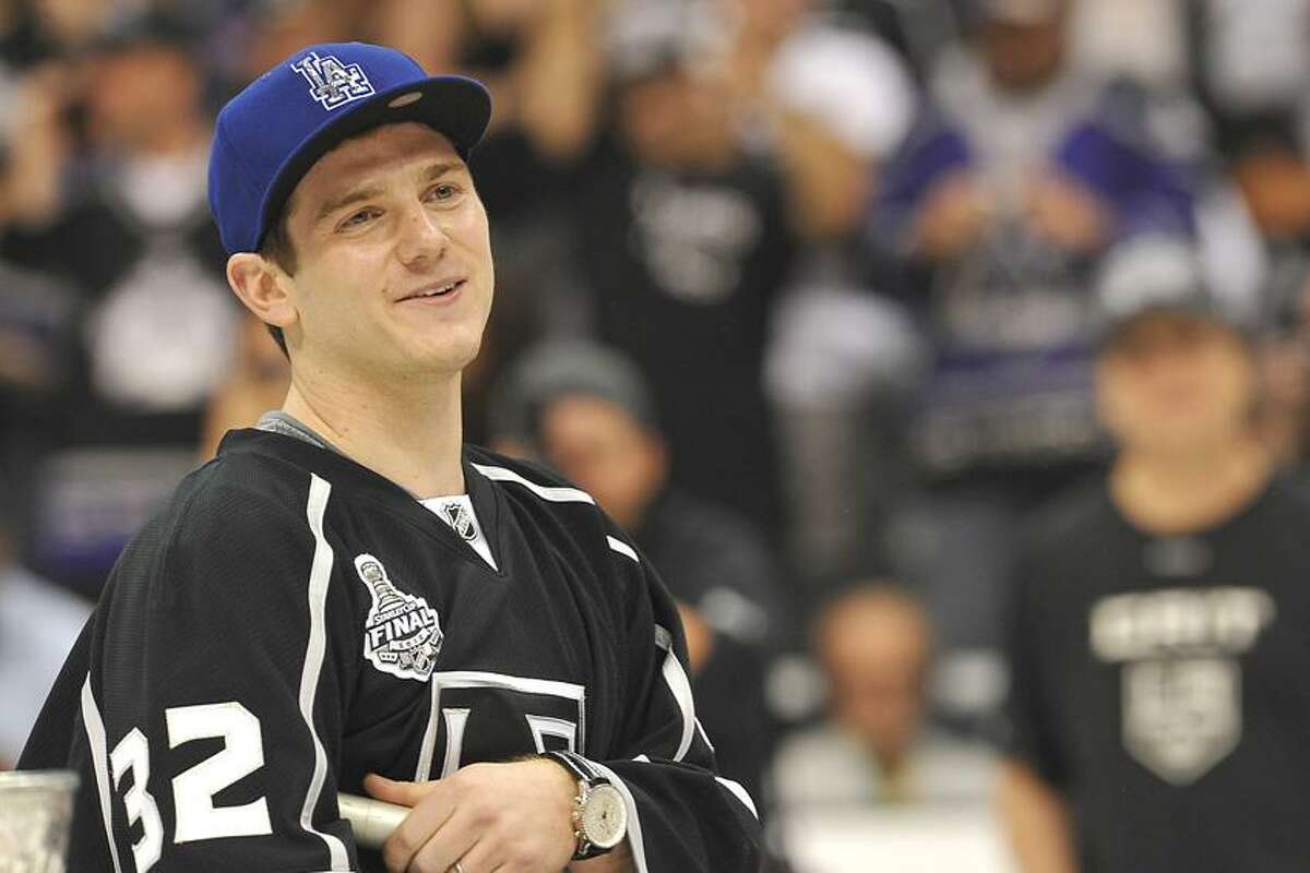 NHL: L.A. Kings celebrate Stanley Cup with parade, rally (videos)
