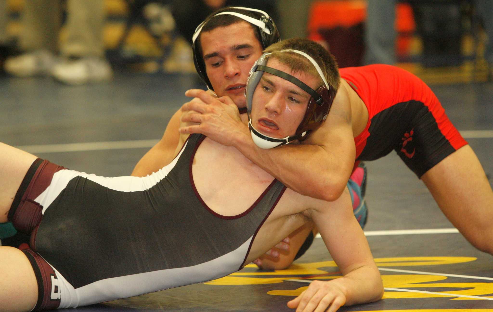 Five Local Wrestlers Win Class B Titles