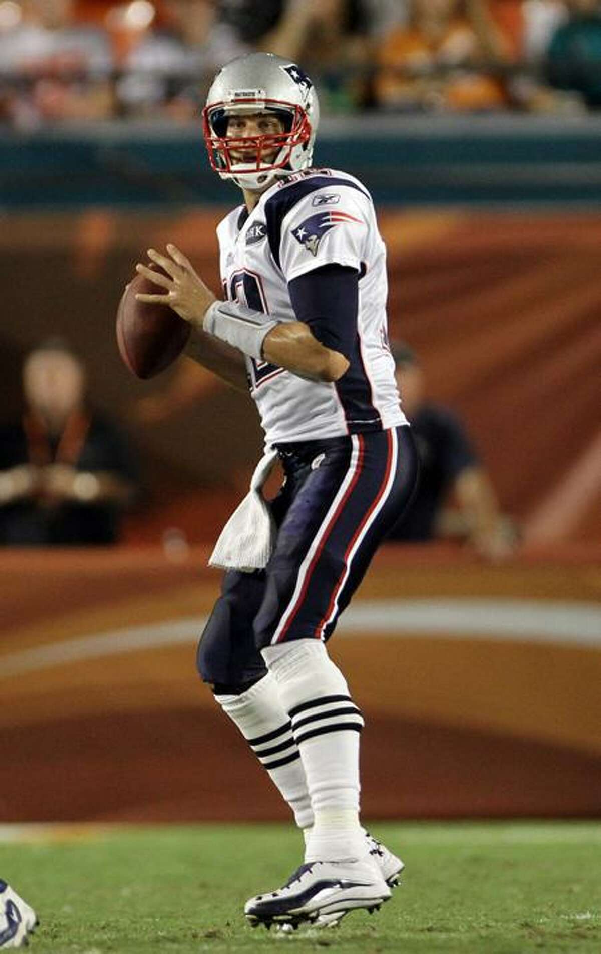 New England Patriots quarterback Tom Brady throws a pass against