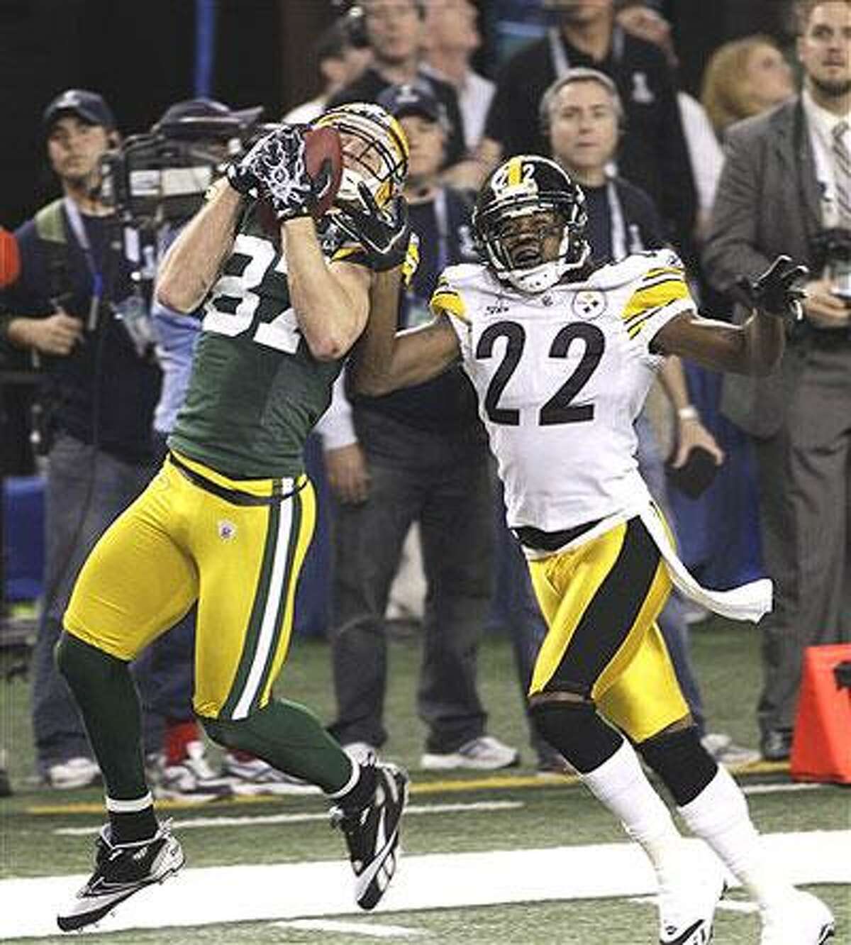 Packers survive injuries to beat Steelers in Super Bowl XLV