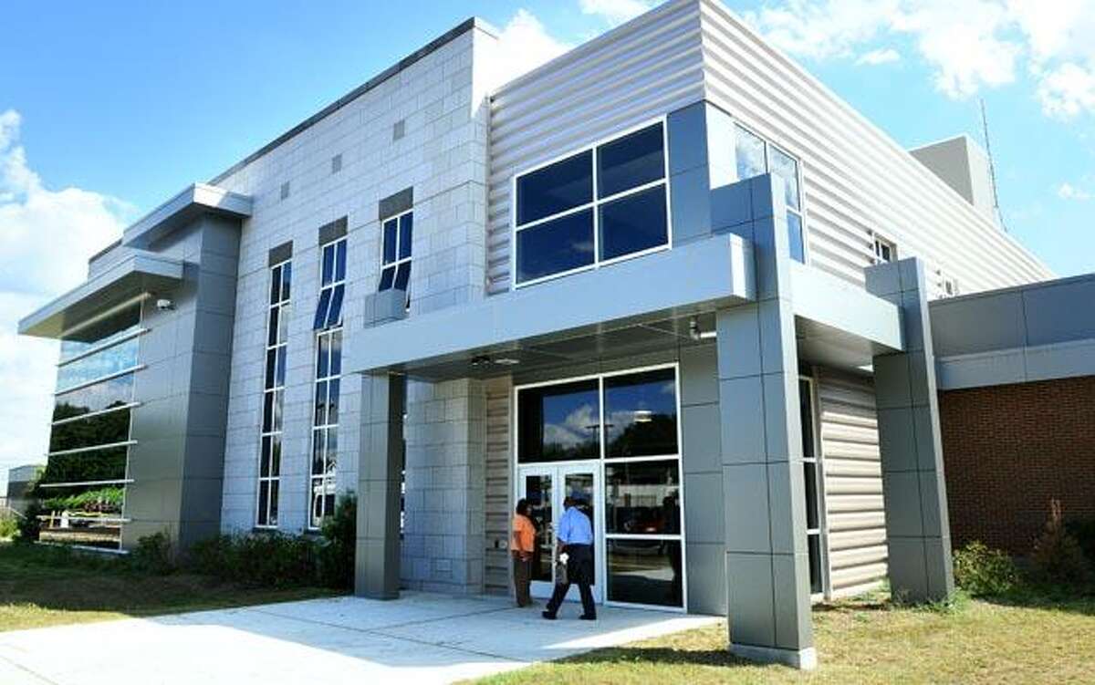 New CT Transit HQ open in Hamden (video)