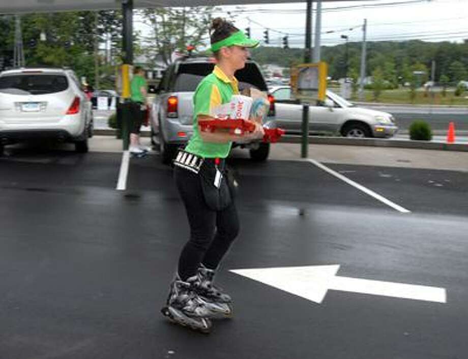 Conn.'s 1st Sonic opens in Wallingford (video) New Haven Register